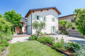Stylish holiday home - P R A T E L L O Padenghe Sul Garda